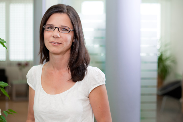 Silke Oed, Mitarbeiterin der Praxisklinik Bornheim zwischen Köln-Bonn