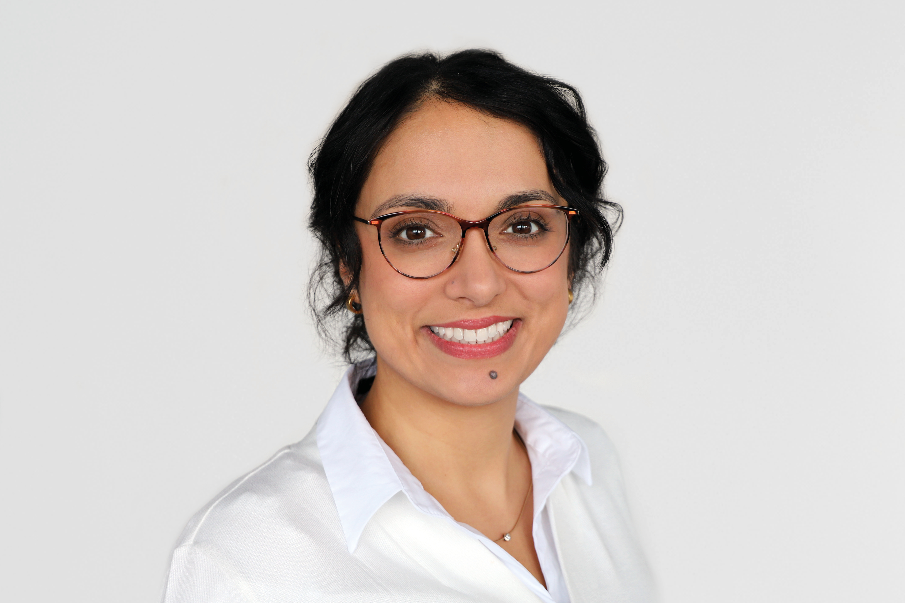 Dr. med. Mojdeh Nelting, Fachärztin für Innere Medizin